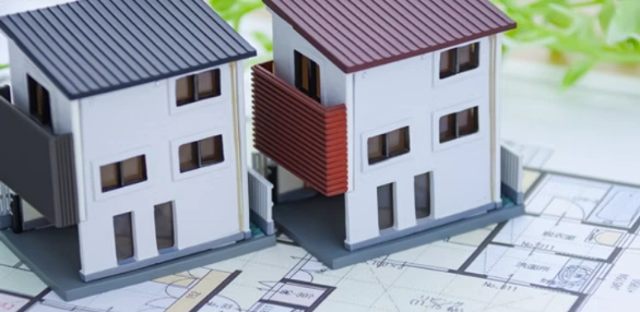 帰社してから契約書の確認など<br />
事務作業